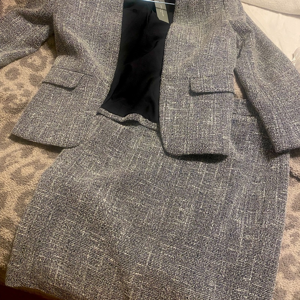 Ann Taylor Petite Suit Set - Blazer and Skirt